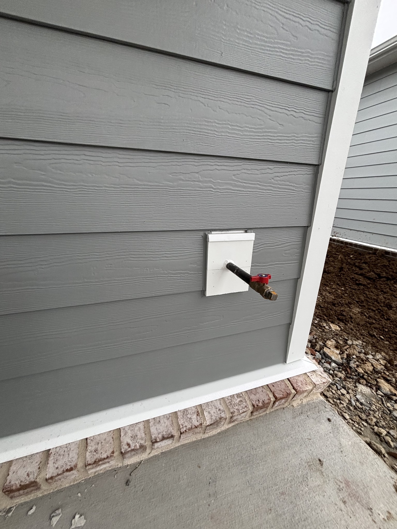 600 Scarlet Oak Road