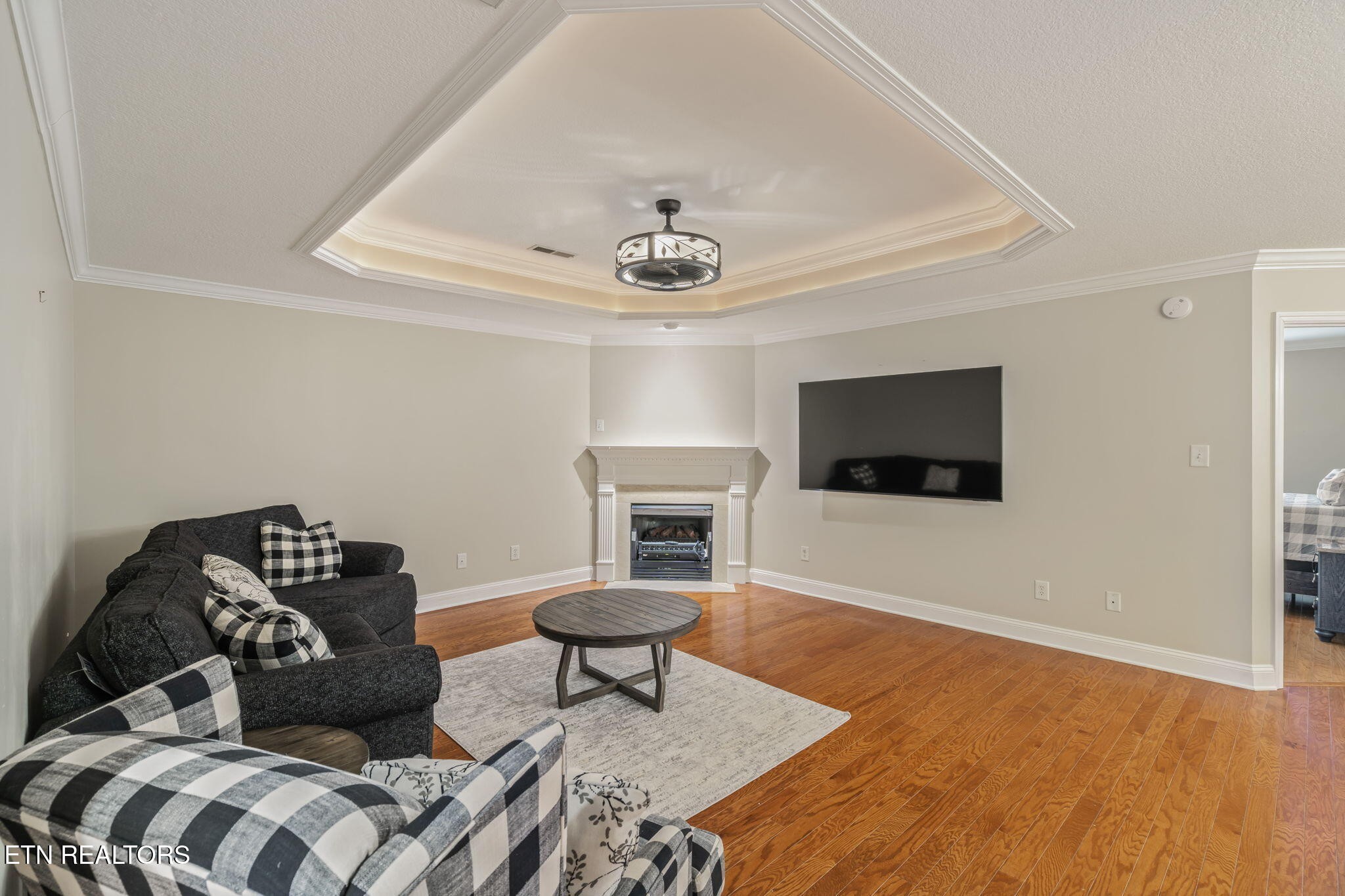 6731 La Christa Way 6