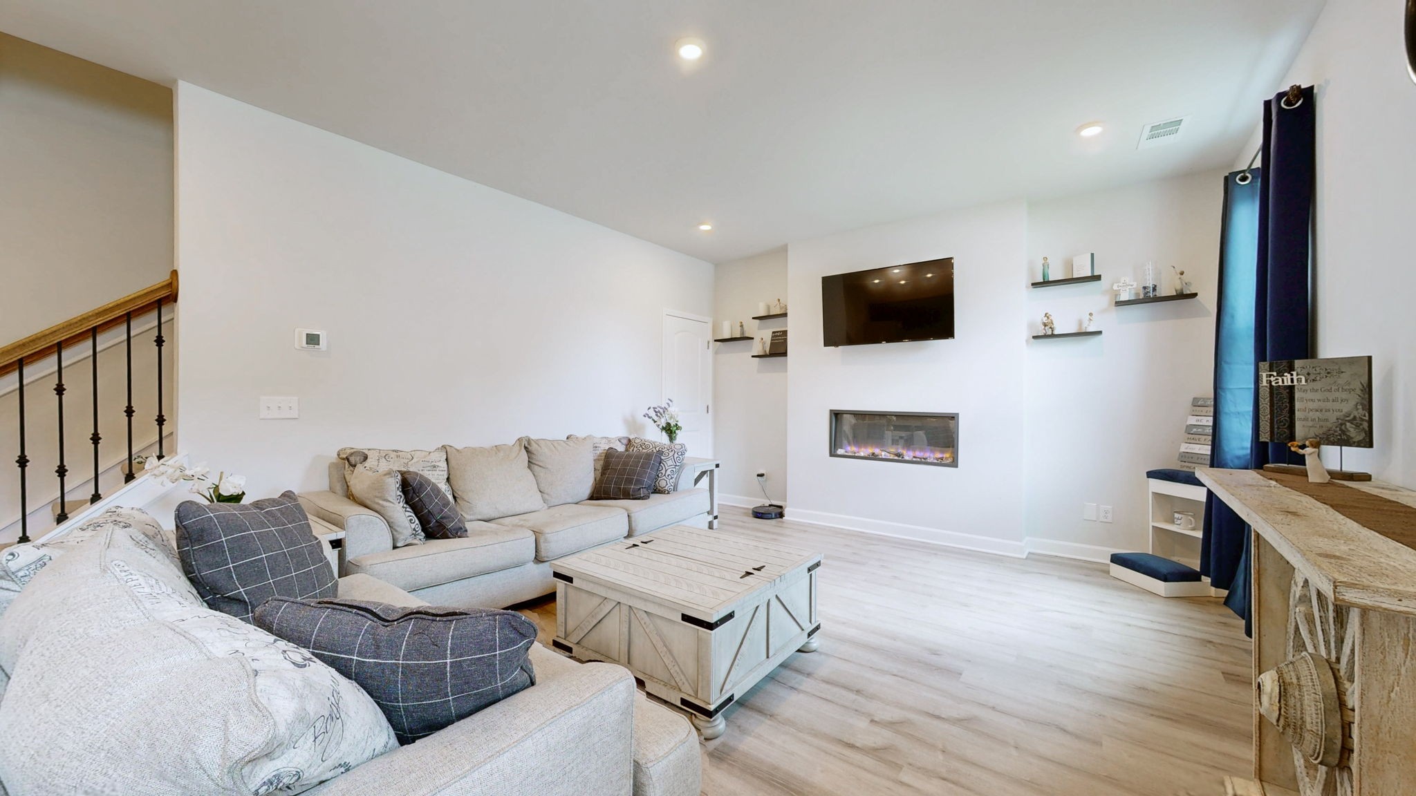 4551 Hoboken Way