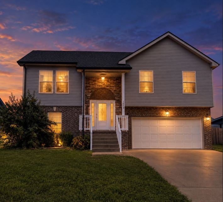 1049 Charles Thomas Dr