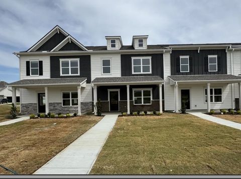 210 Gunnersbury Dr Lebanon TN 37087