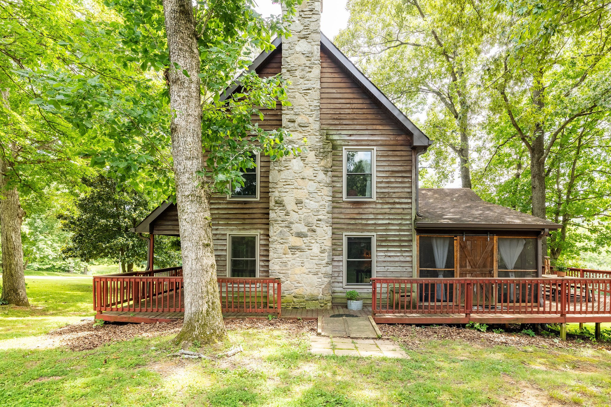 103 Timberlake Dr
