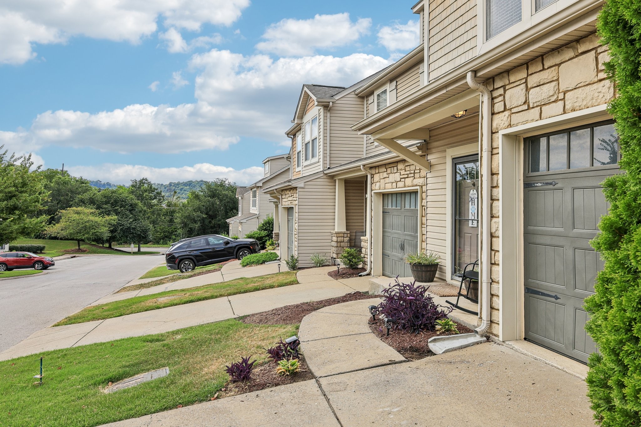 115 Stonecrest Dr