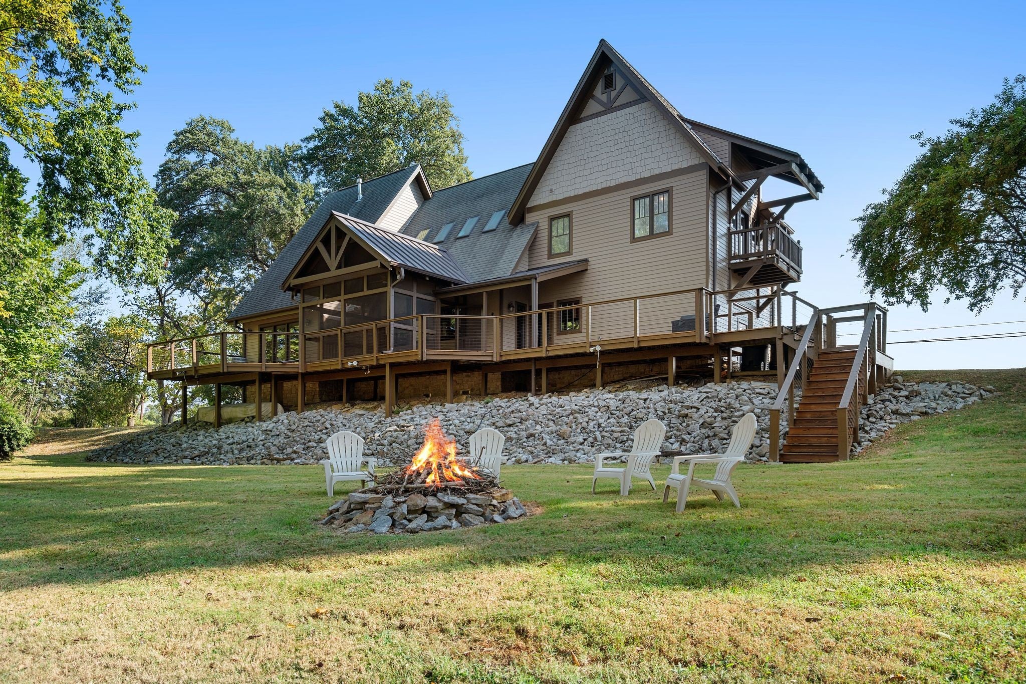 3-bed listing at 2401 Pennington Bend Rd, Nashville