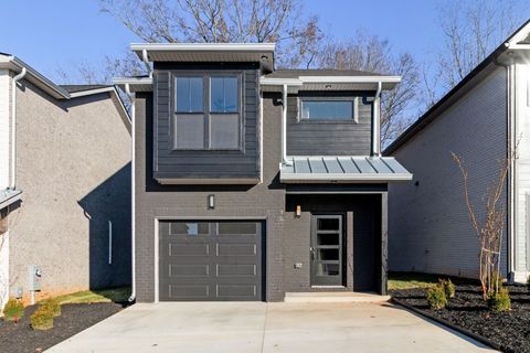 60 Dutch Dr Clarksville TN 37043