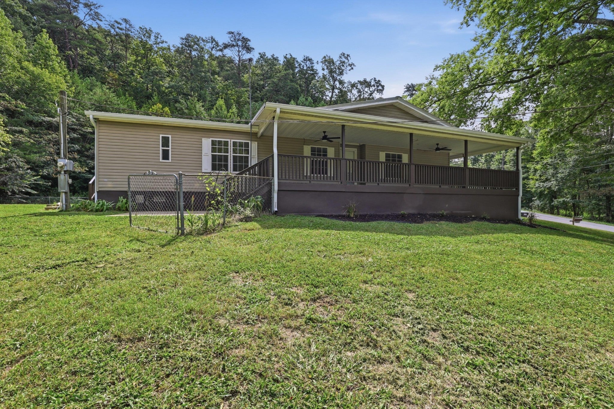 10632 Card Road