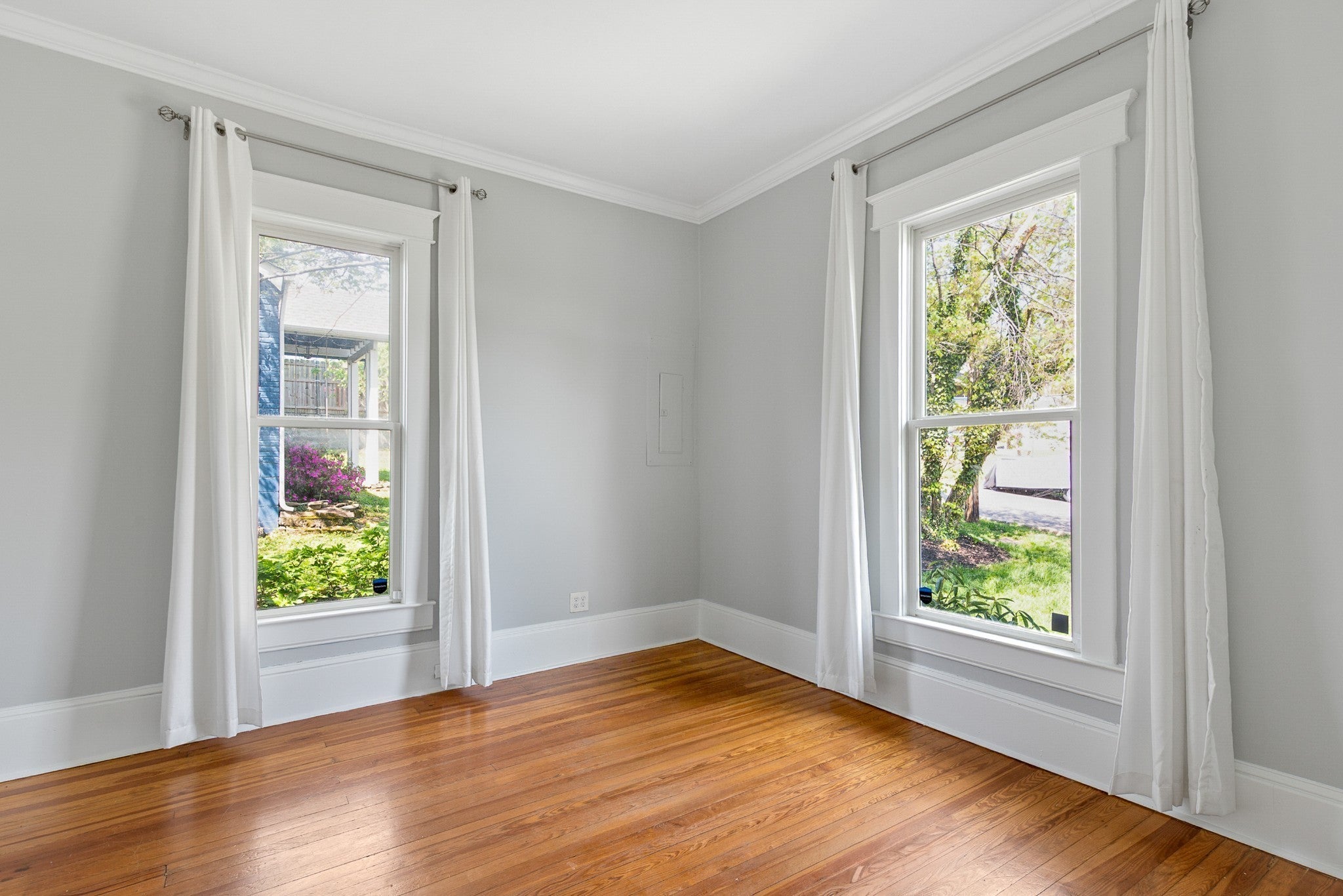 1904 Long Ave