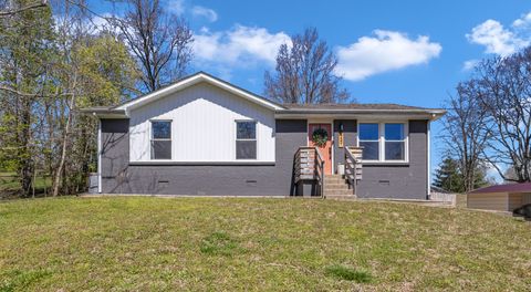 247 Jeffery Dr Clarksville TN 37043
