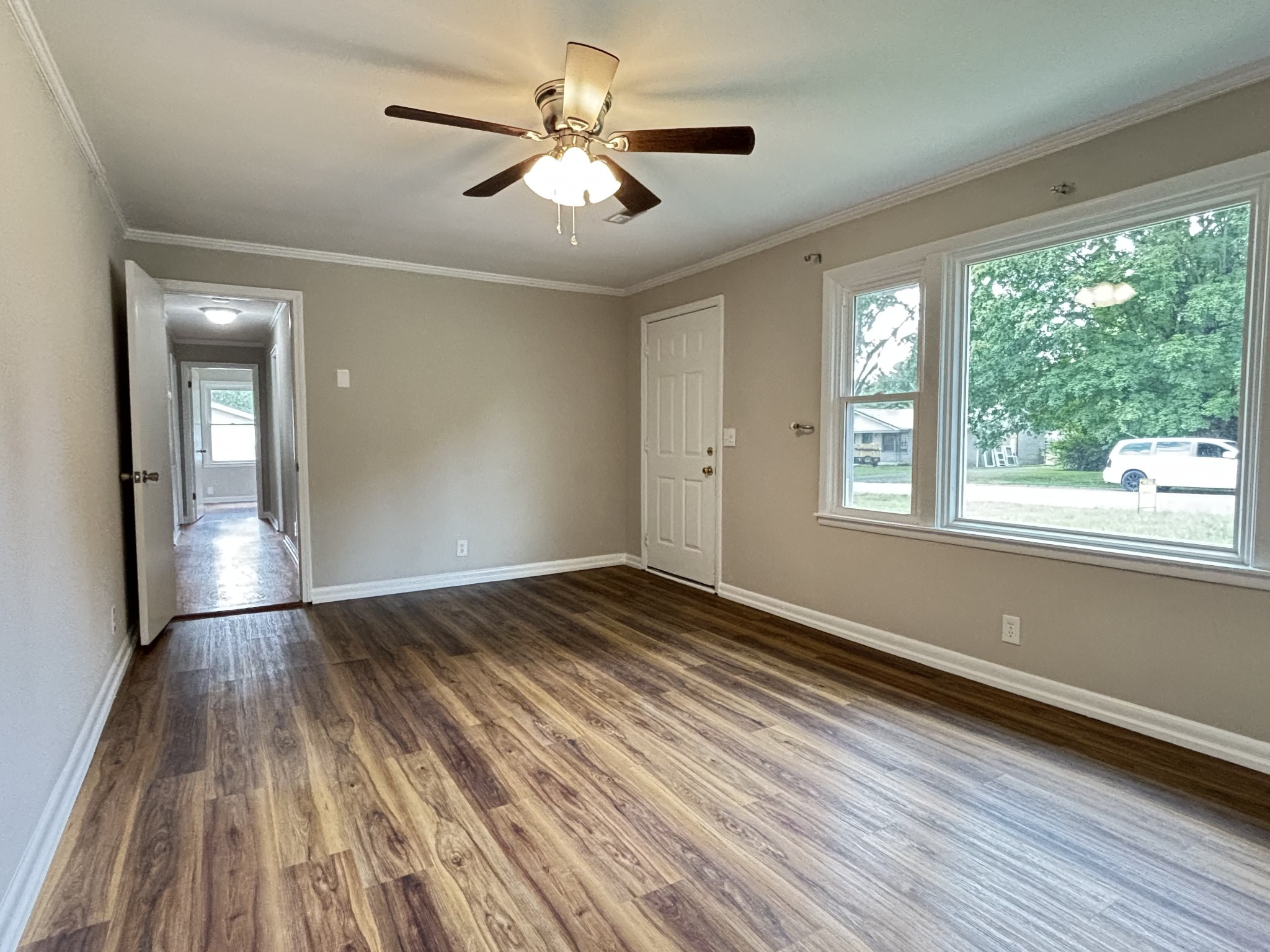 407 Crossfield Dr