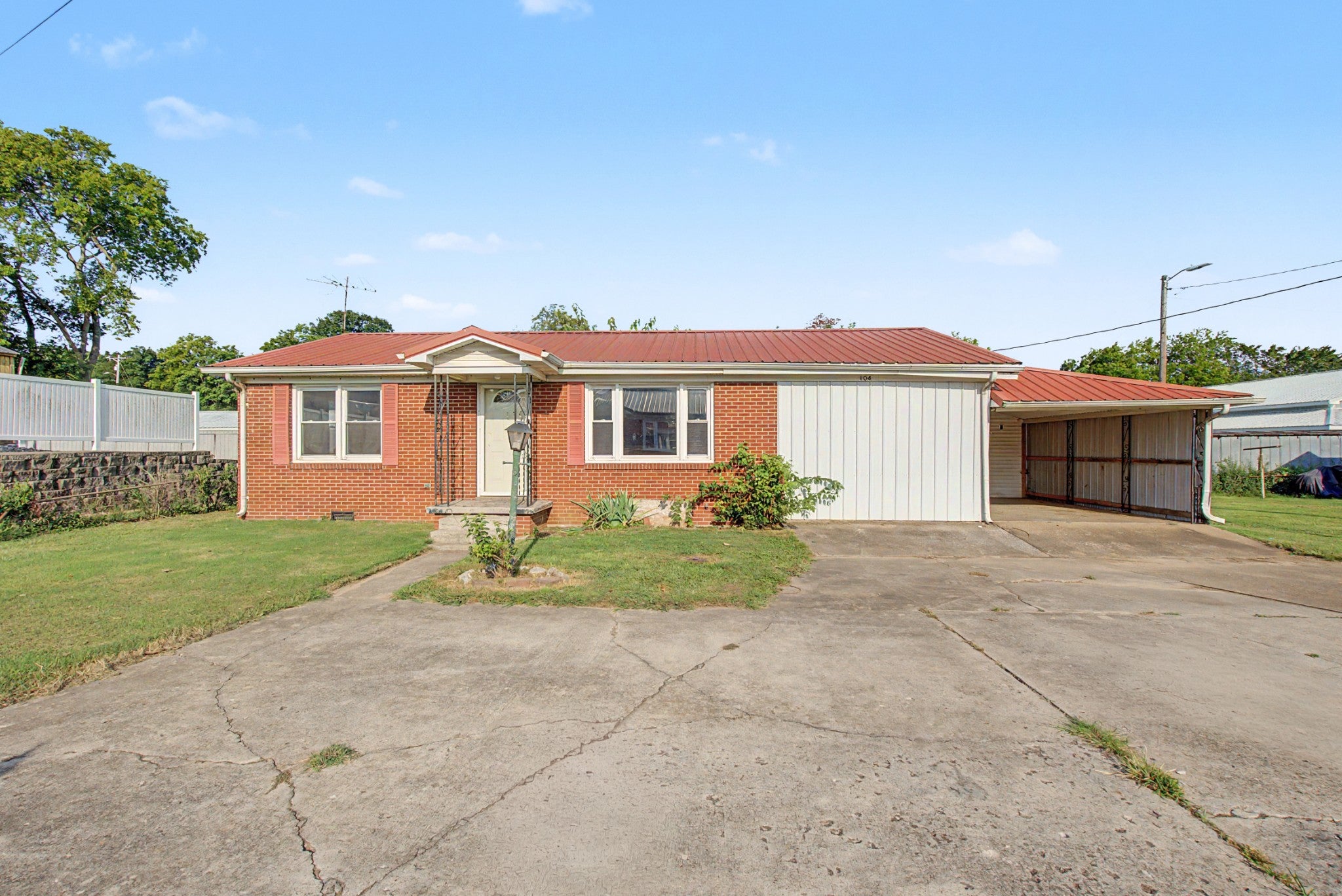 104 Mallory Dr