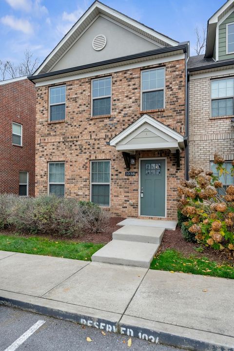 1038 Emery Bay Cir Hendersonville TN 37075