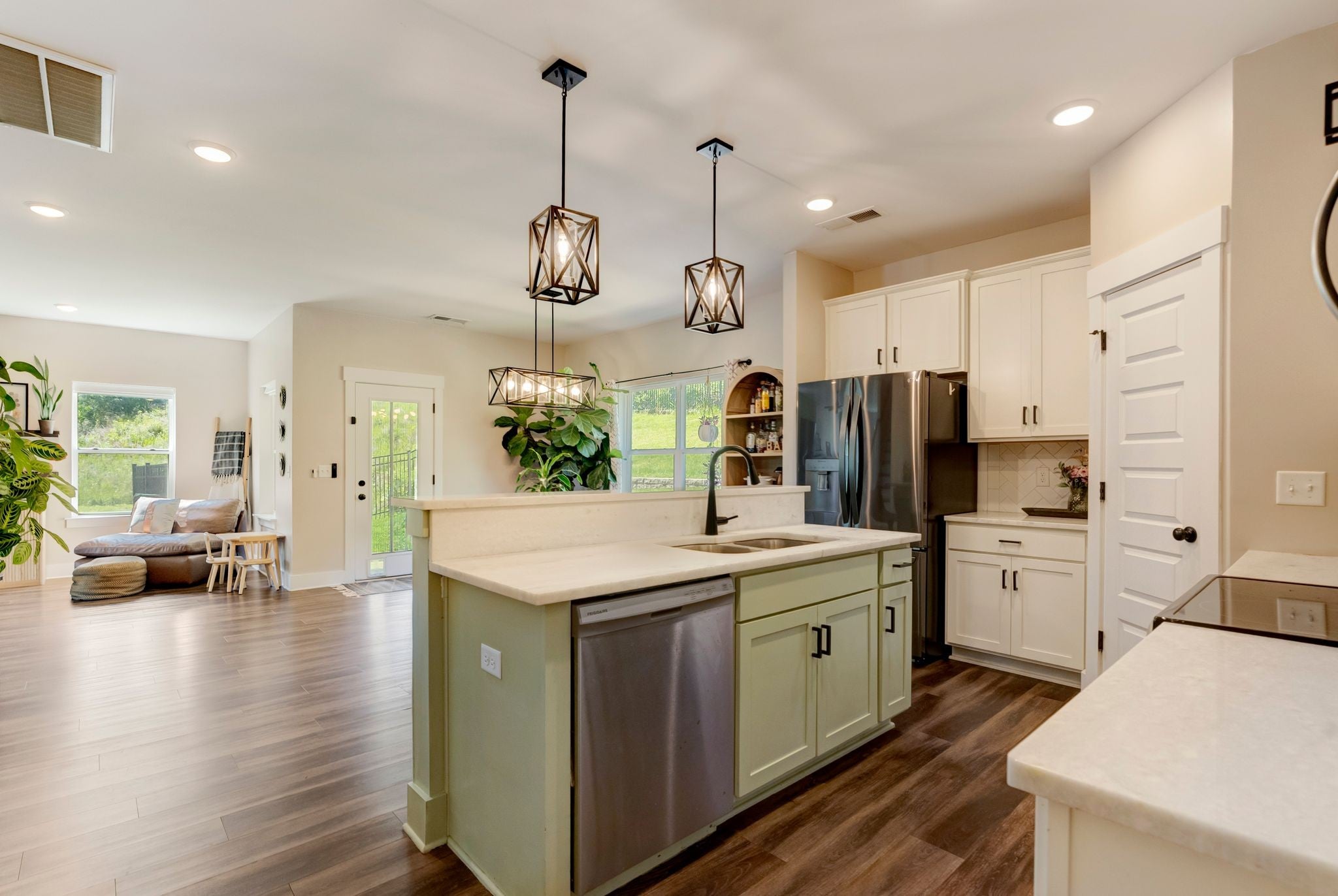7908 Silver Oak Ct