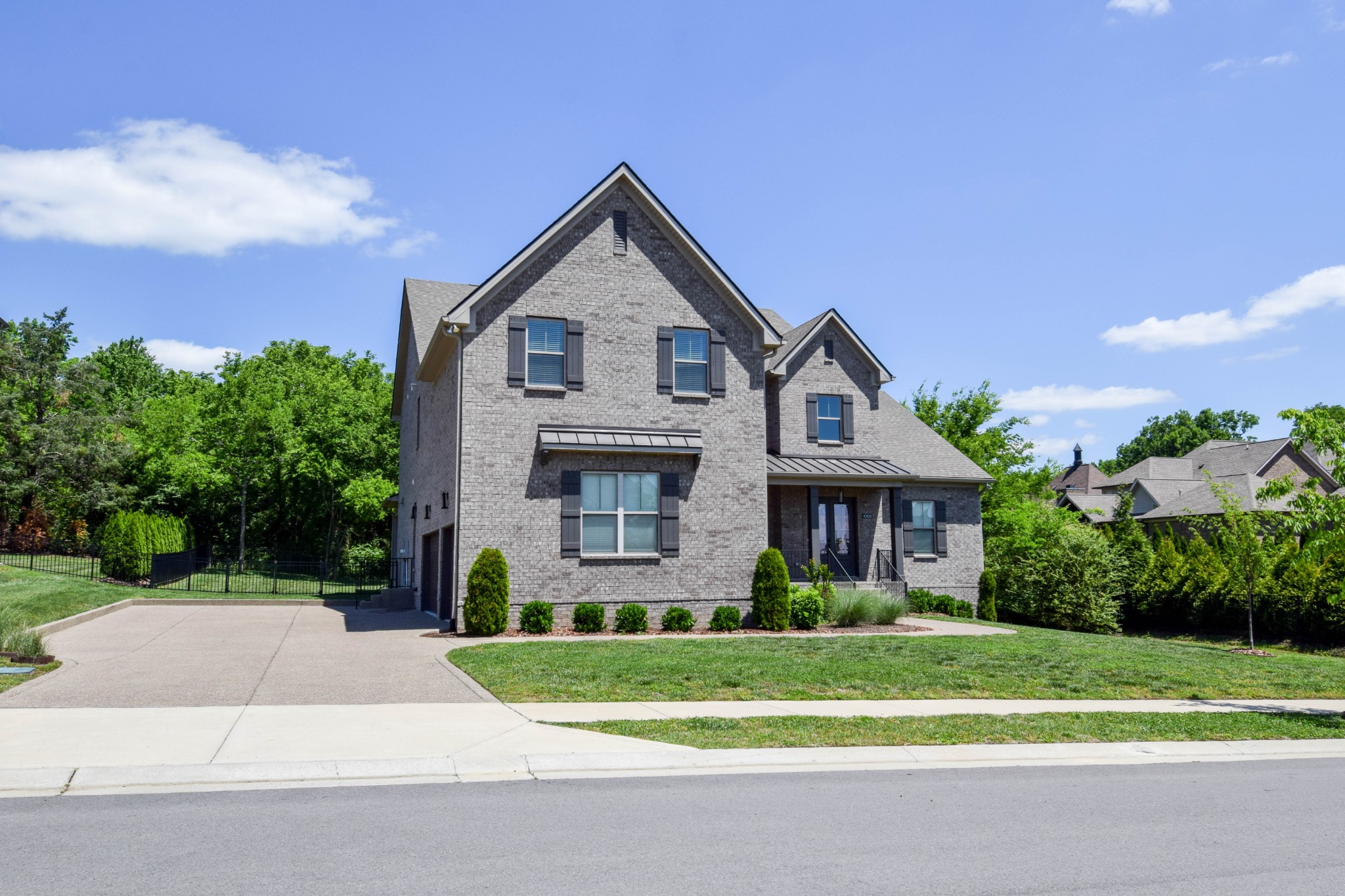 Gallatin, Tennessee, 37066, United States, 4 Bedrooms Bedrooms, ,4 BathroomsBathrooms,Residential,Active,2052093