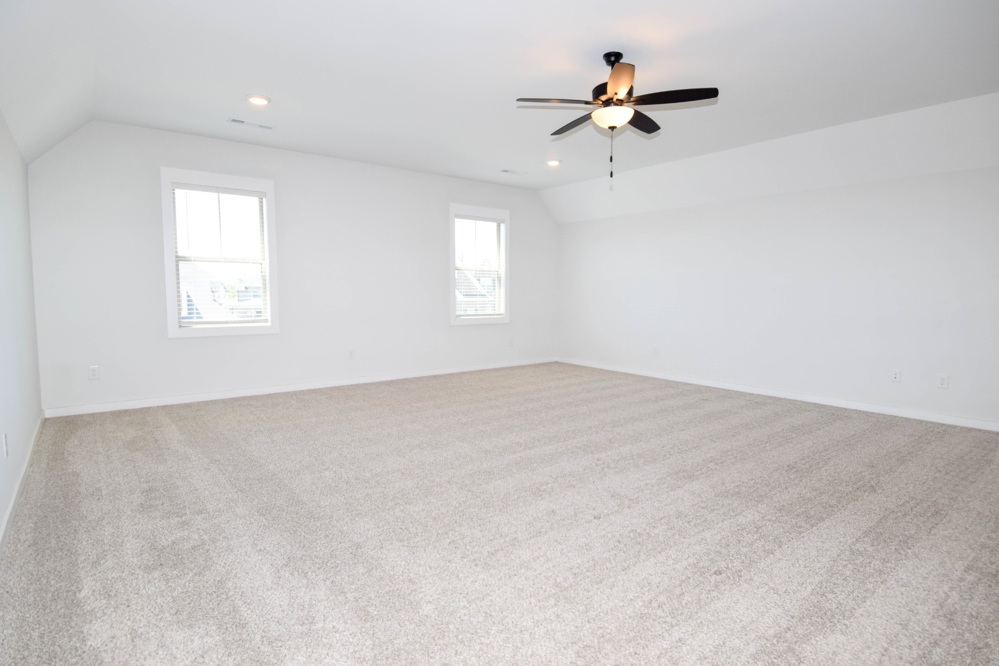 Gallatin, Tennessee, 37066, United States, 4 Bedrooms Bedrooms, ,4 BathroomsBathrooms,Residential,Active,2052093