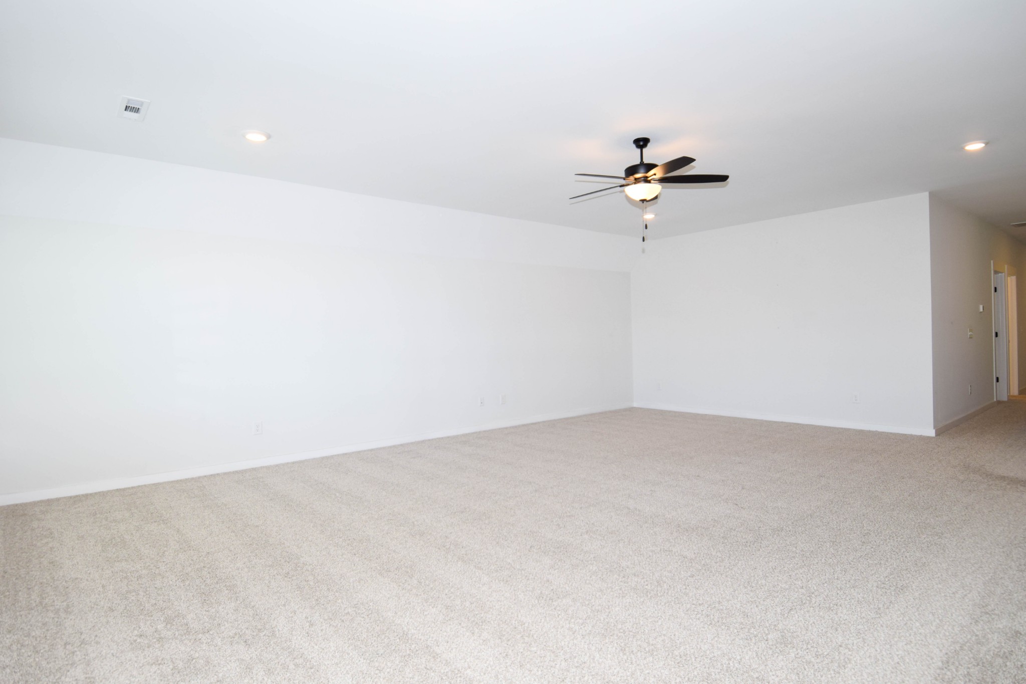 Gallatin, Tennessee, 37066, United States, 4 Bedrooms Bedrooms, ,4 BathroomsBathrooms,Residential,Active,2052093
