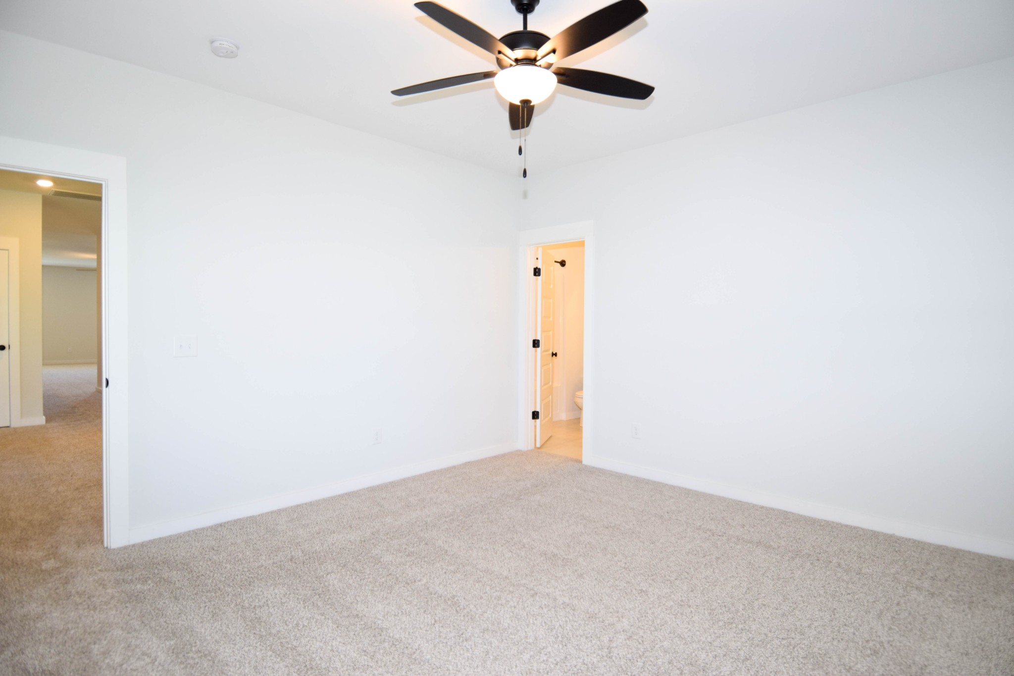Gallatin, Tennessee, 37066, United States, 4 Bedrooms Bedrooms, ,4 BathroomsBathrooms,Residential,Active,2052093