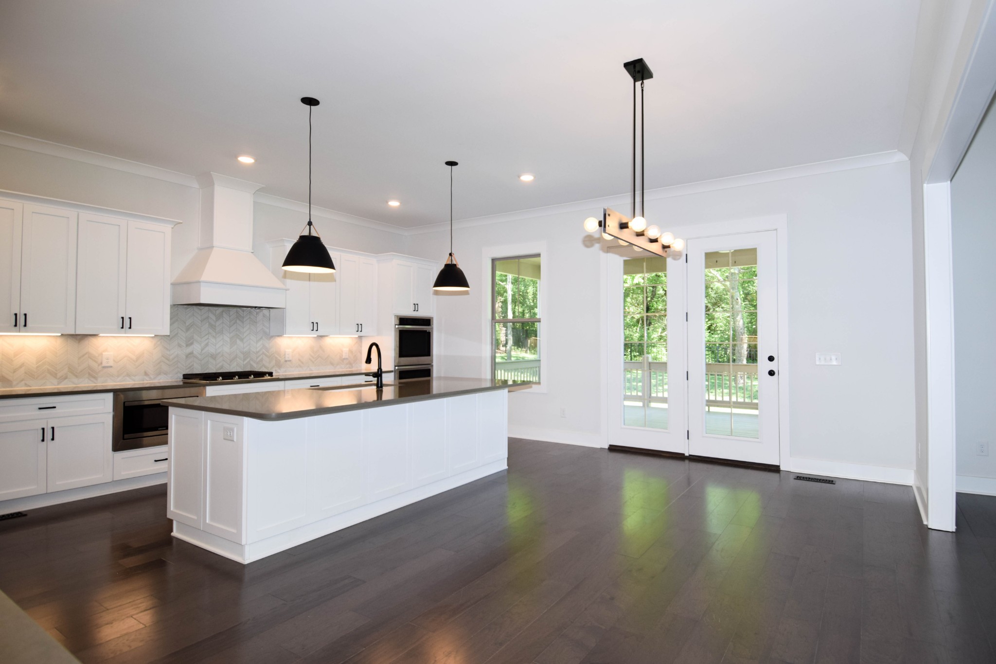 Gallatin, Tennessee, 37066, United States, 4 Bedrooms Bedrooms, ,4 BathroomsBathrooms,Residential,Active,2052093