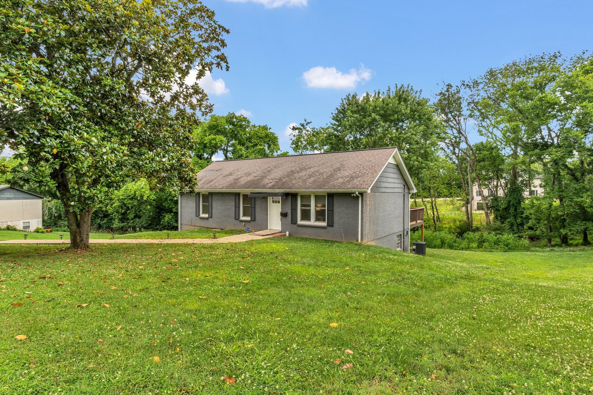 105 Donmond Dr