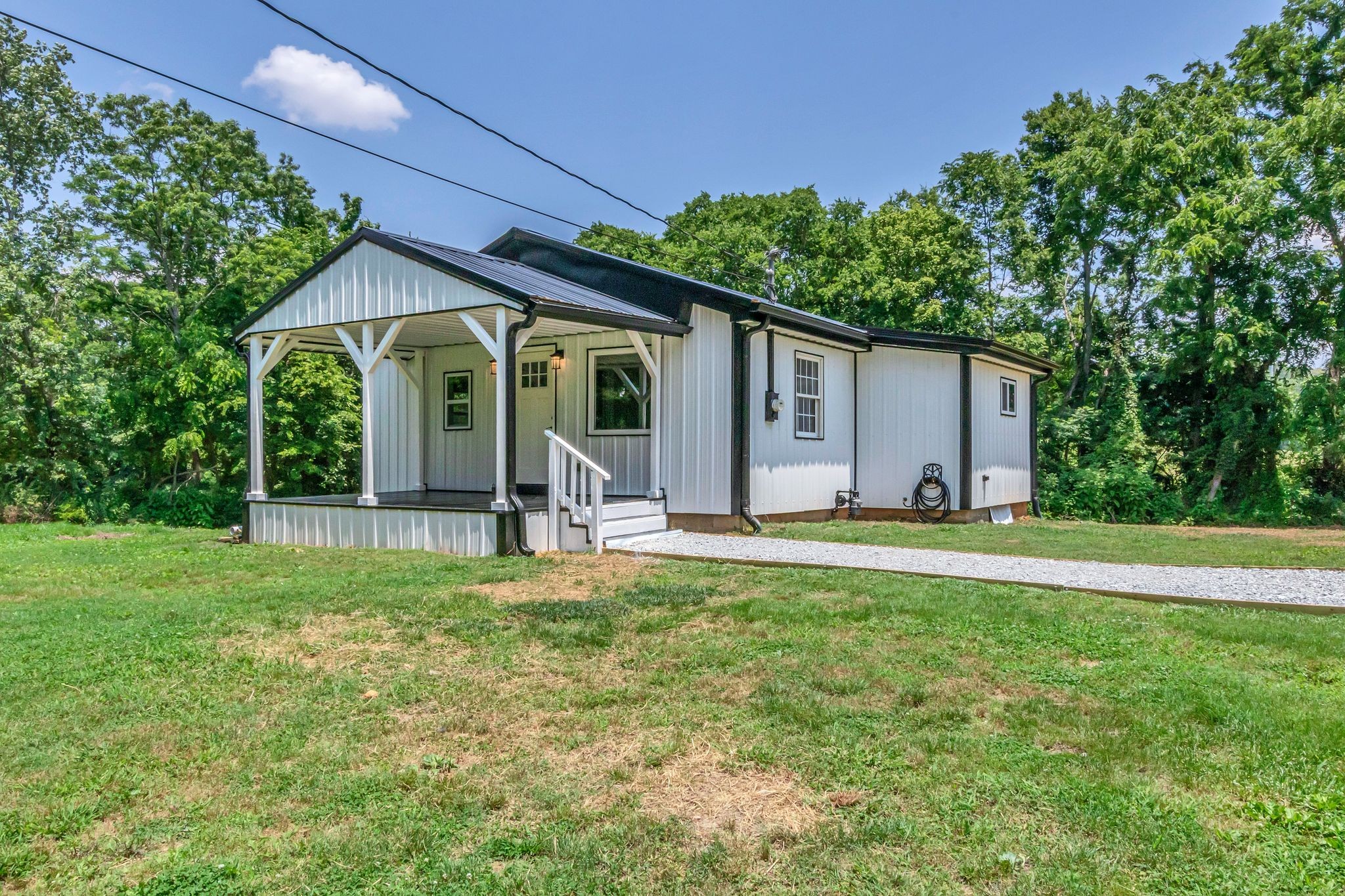 325 Francis Rd
