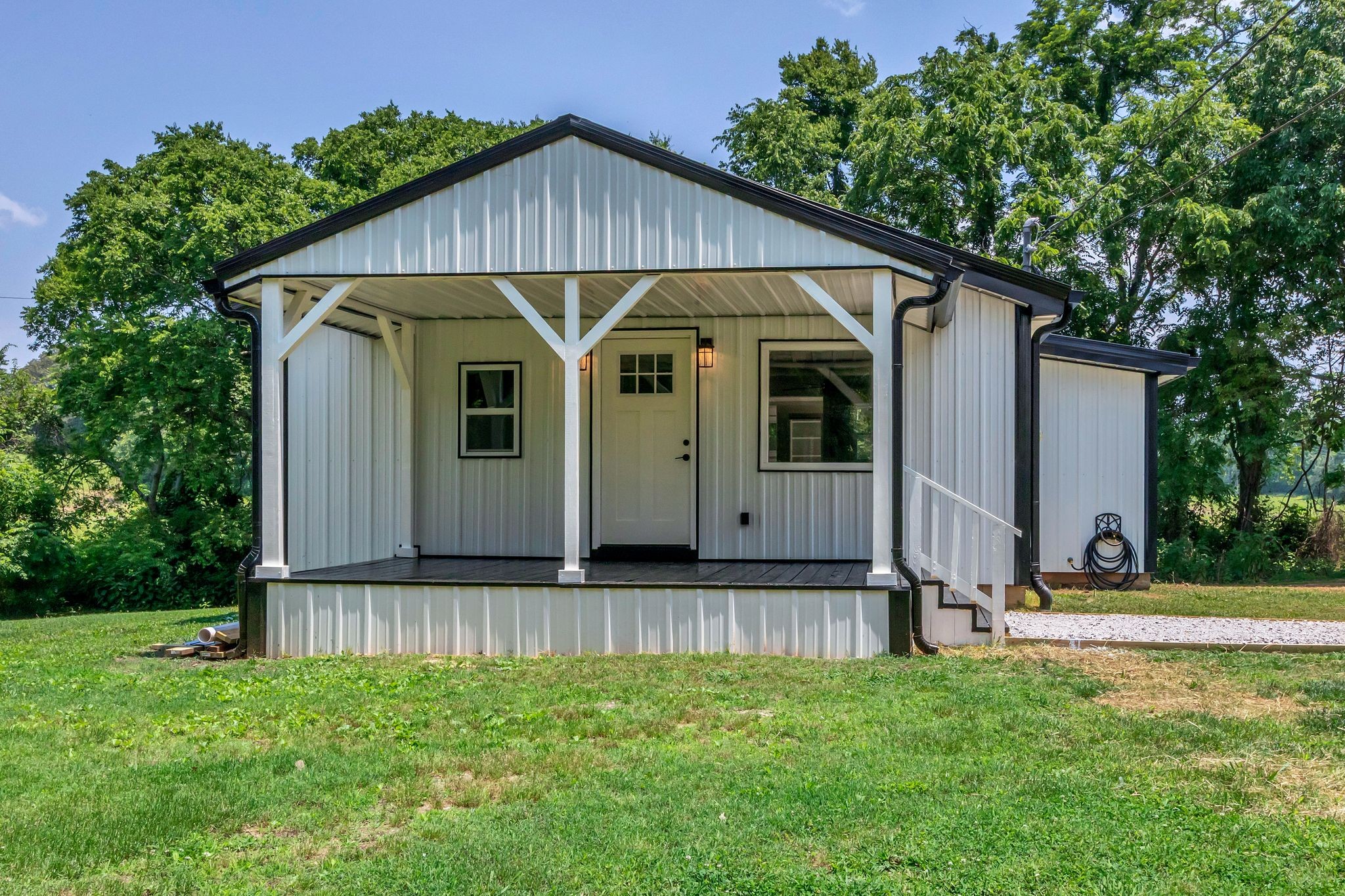325 Francis Rd