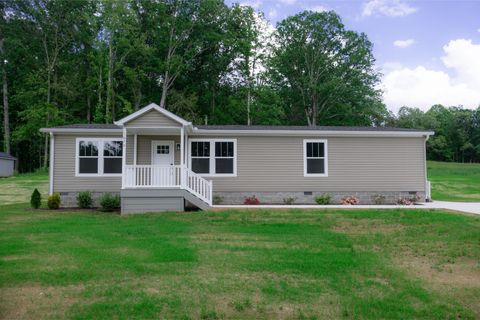 1670 Anna Maria Ln Cookeville TN 38501