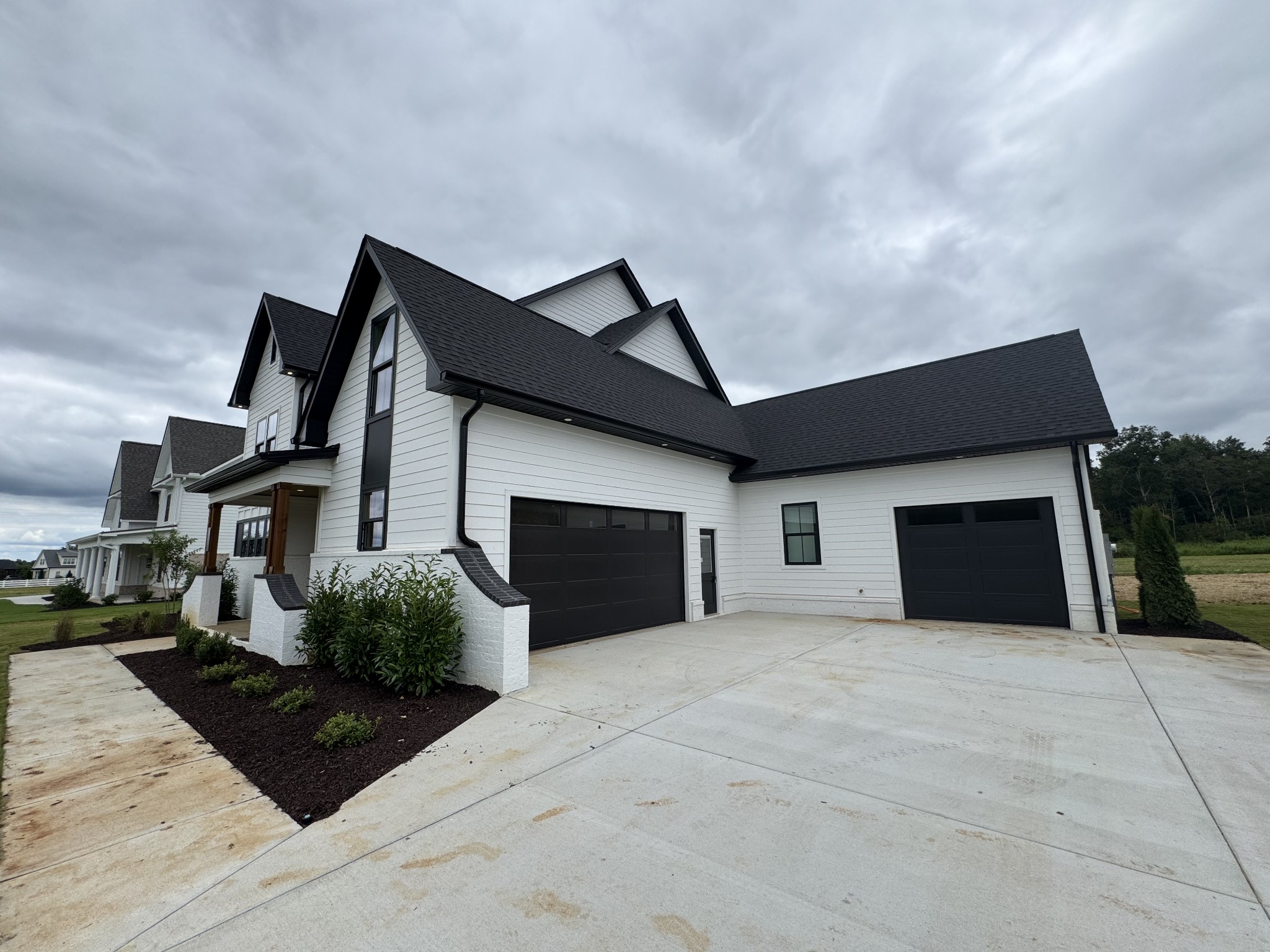 7205 Denton Dr