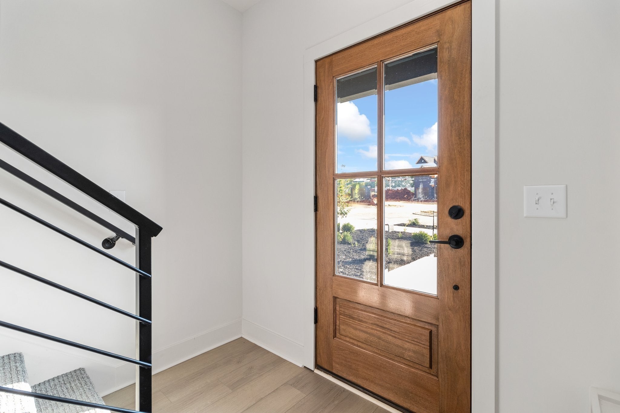 63 Dutch Dr