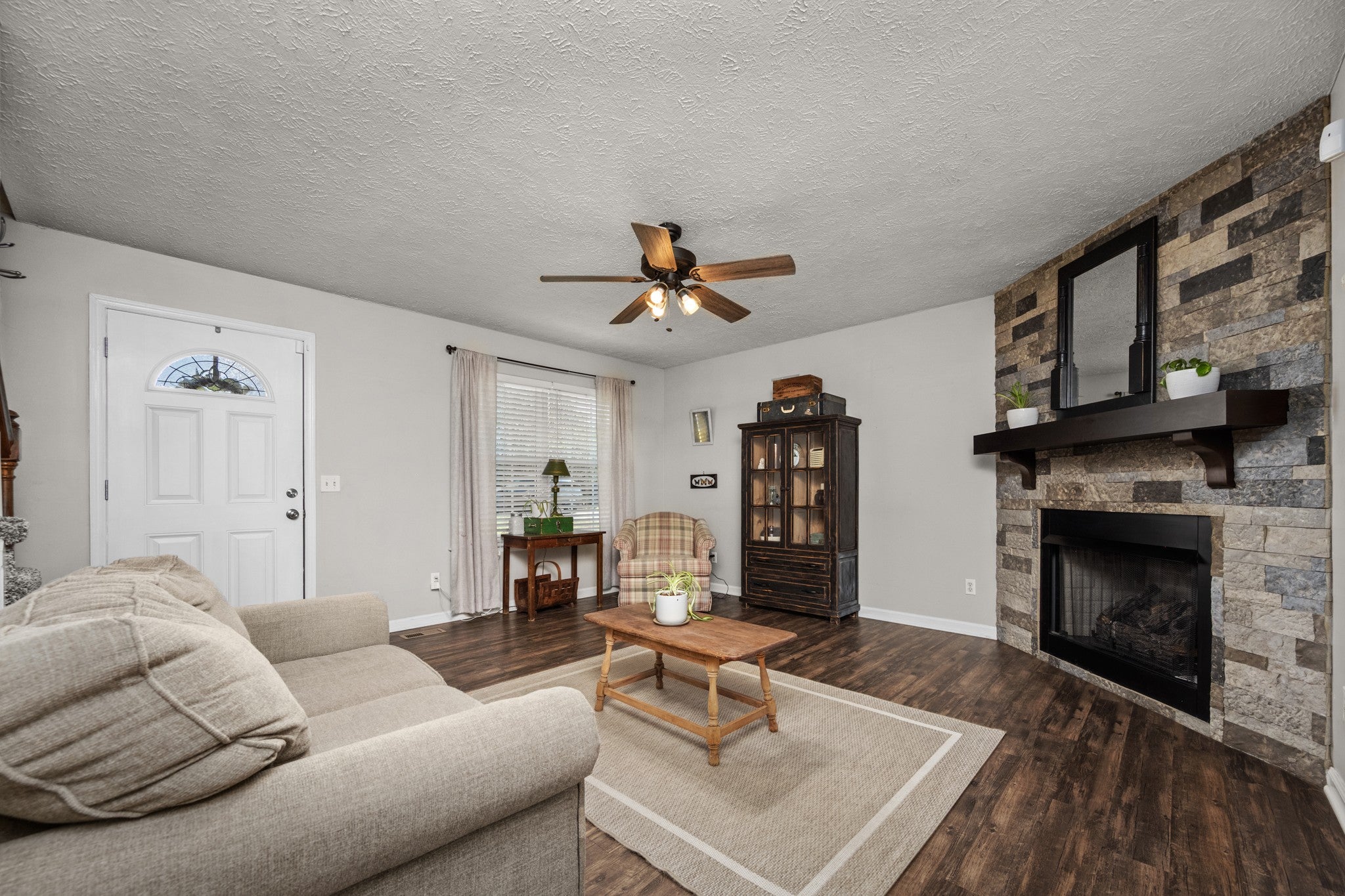 205 Antler Dr