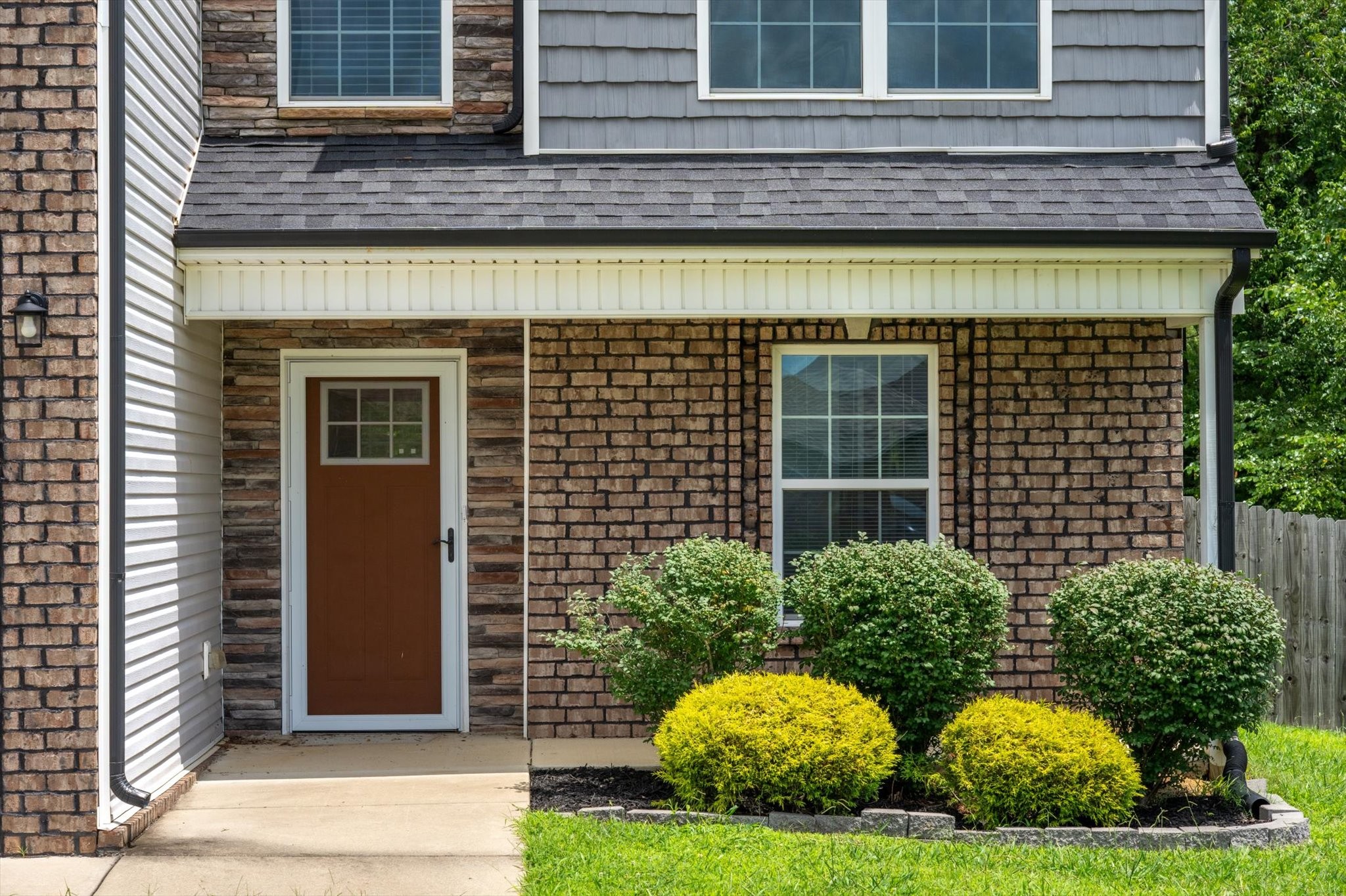 1237 Gentry Dr