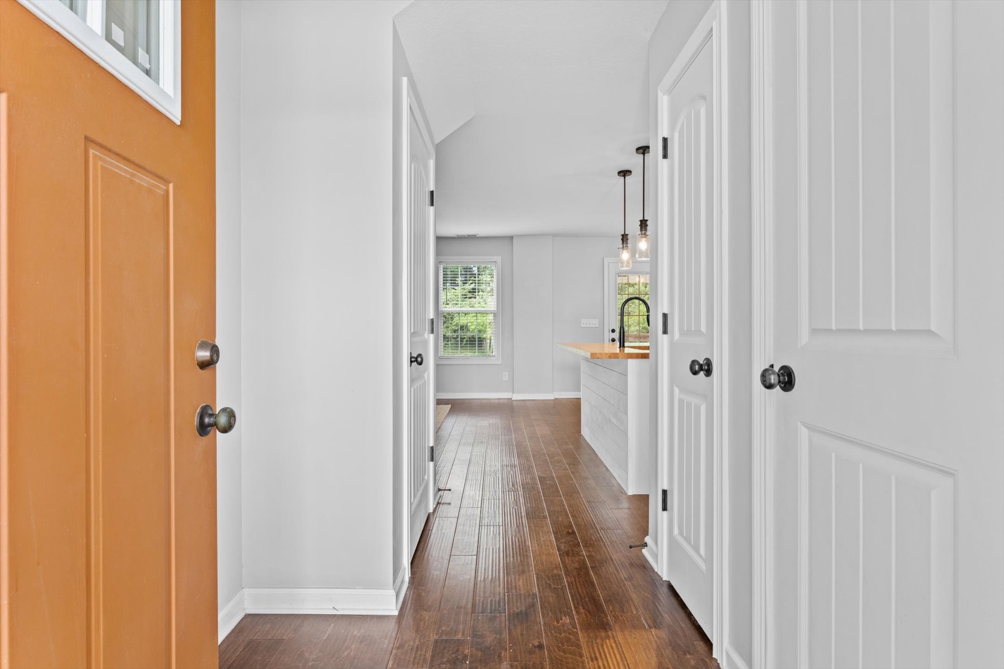 1237 Gentry Dr