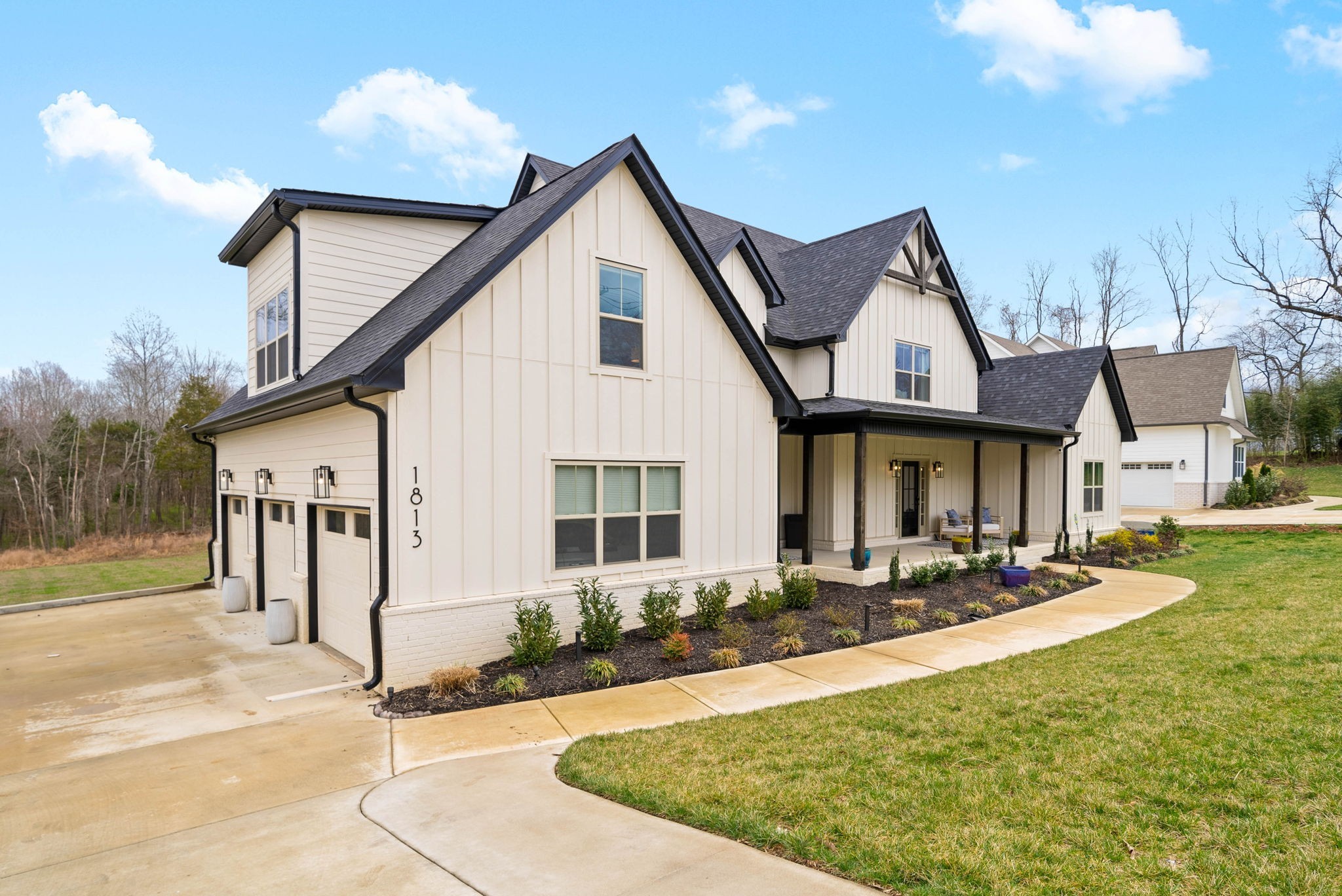 1813 Powell Rd