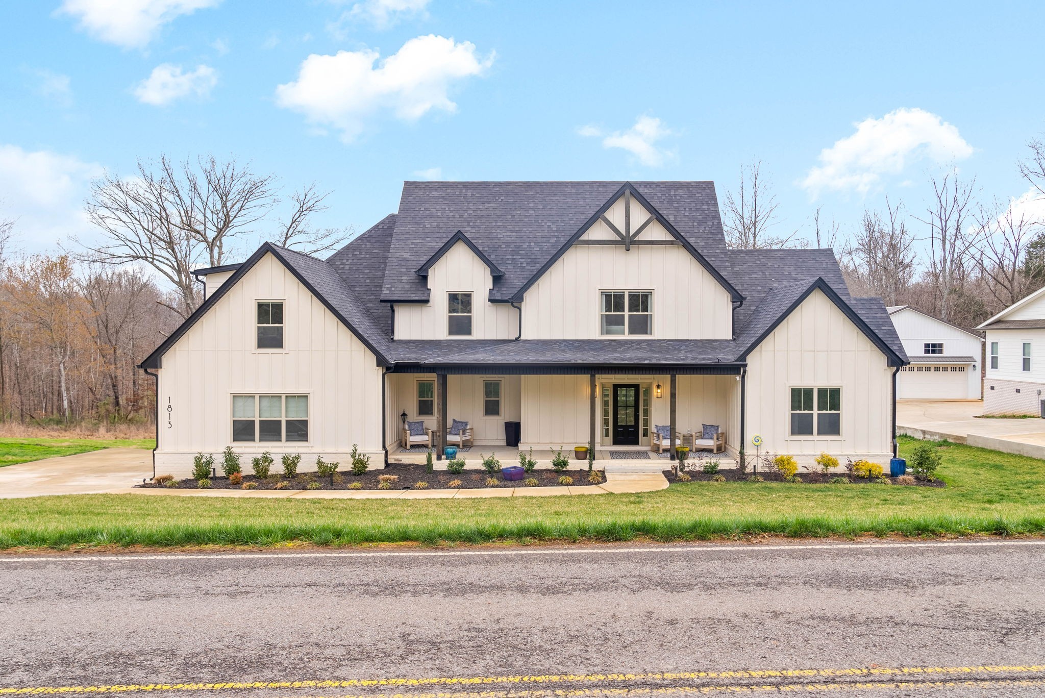 1813 Powell Rd
