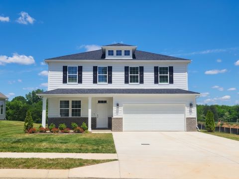 1556 Oak Springs Drive Columbia TN 38401