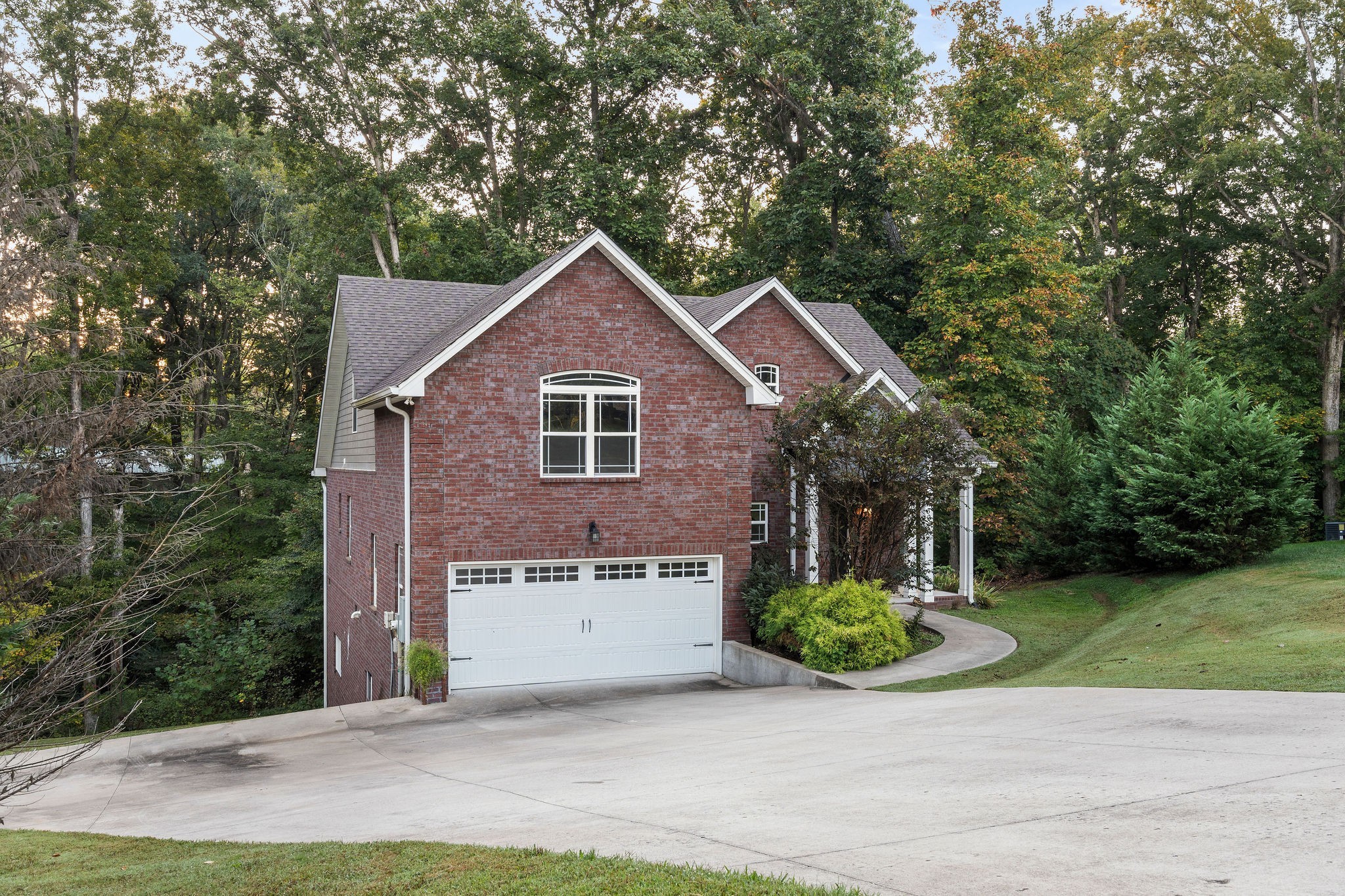3047 Gracie Ann Dr