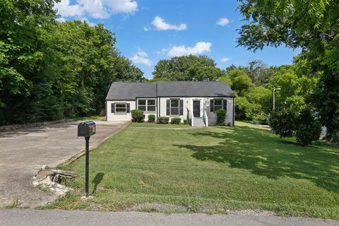 2117 Scott Ave Nashville TN 37216