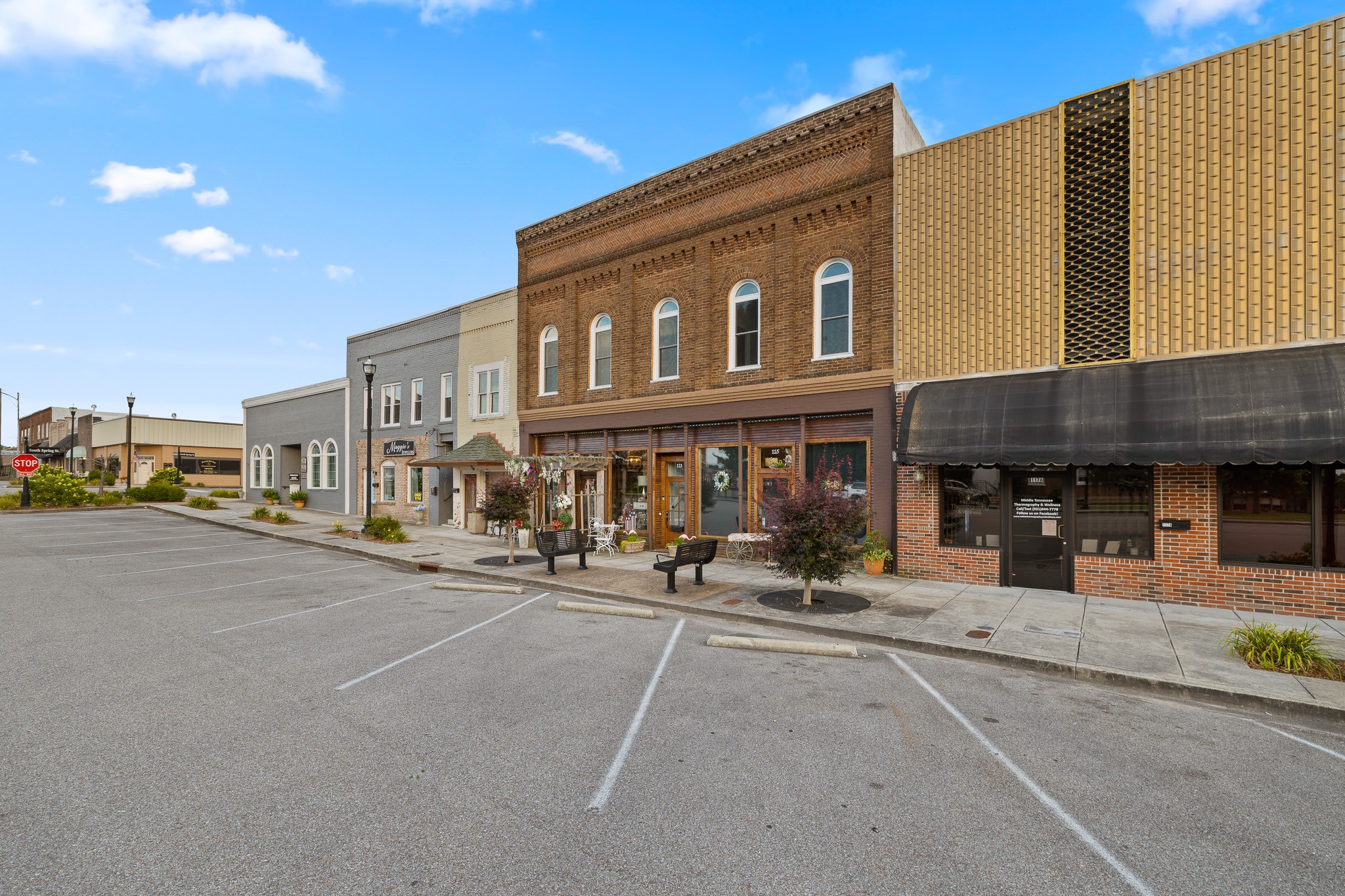 111 W Main St