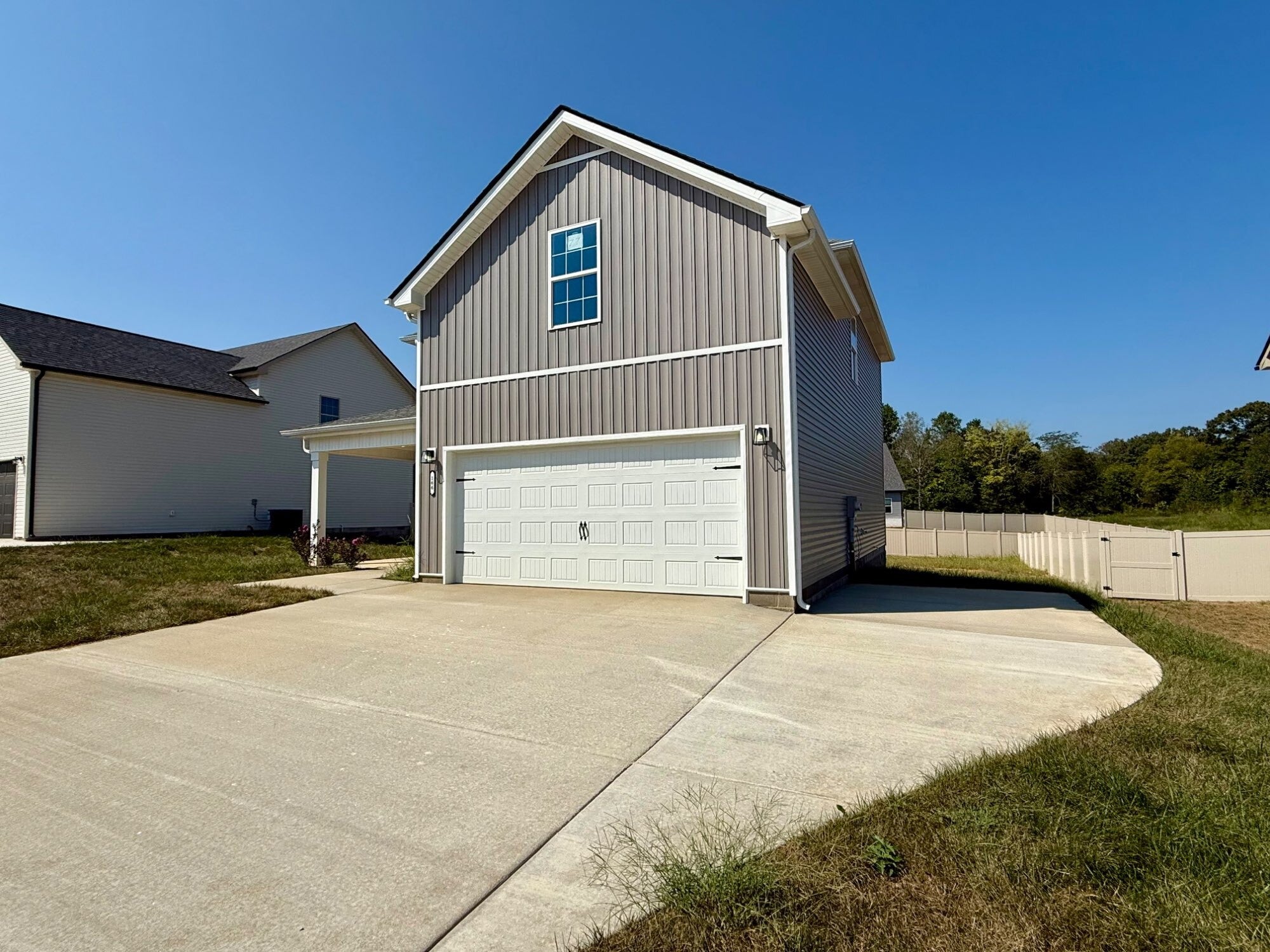 166 Dewberry Ct