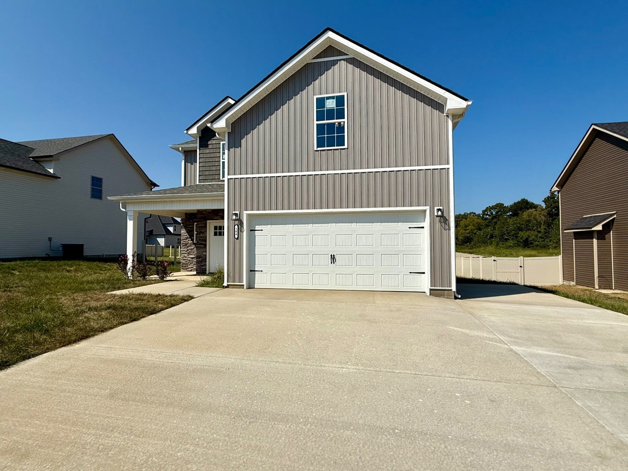 166 Dewberry Ct