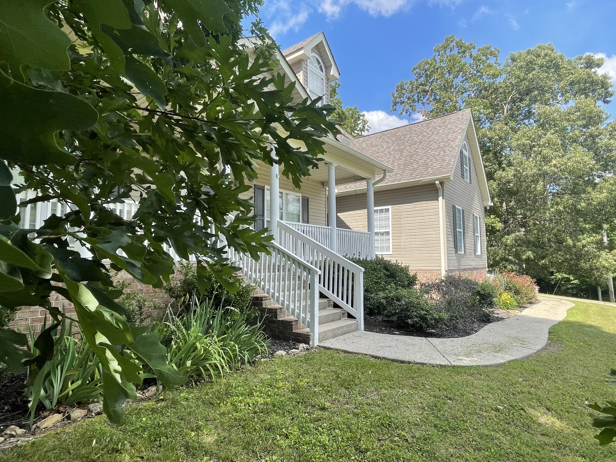 545 Red Fox Dr