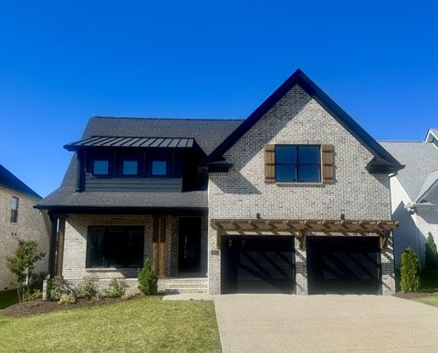 Photo of 2033 WT Chandler Blvd #60 Blvd, Gallatin, TN 37066 (MLS # 3214058)