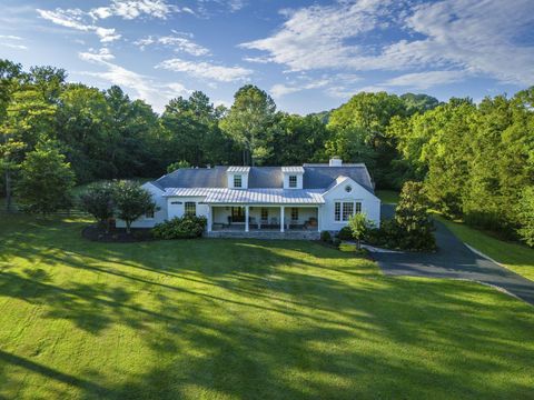 1718 Otter Creek Rd Nashville TN 37215