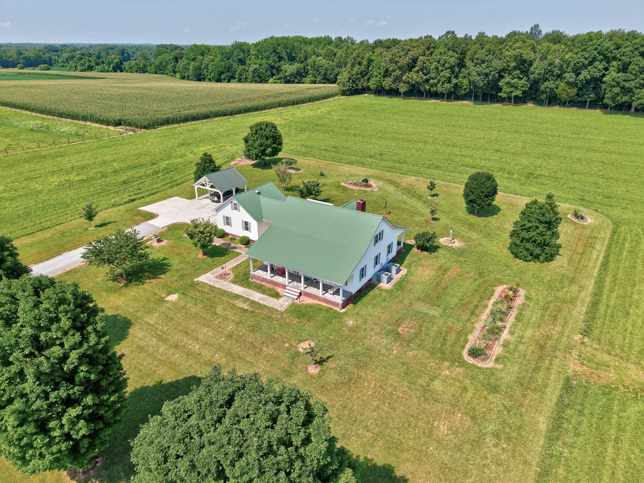 214 Camargo Rd