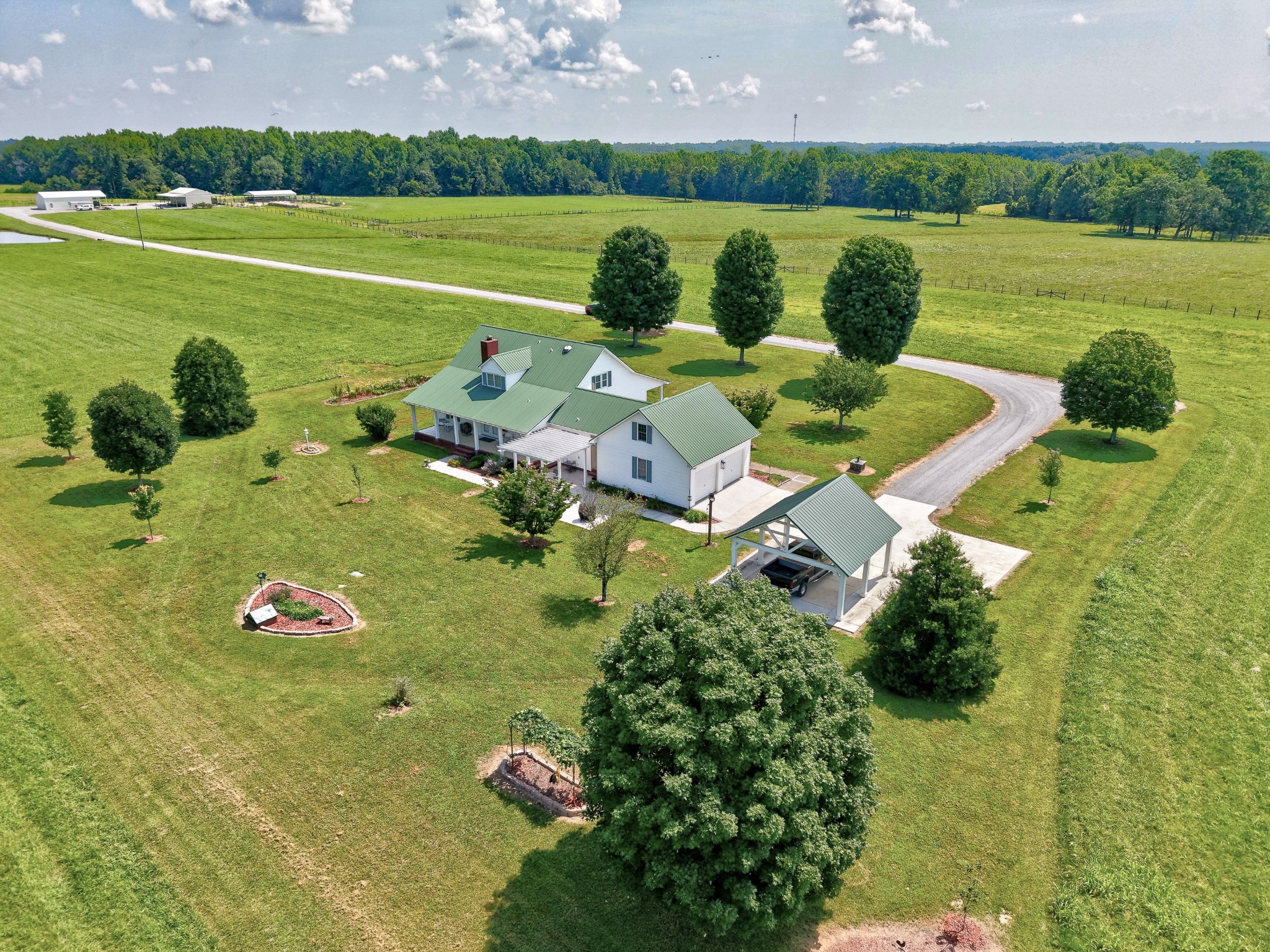 214 Camargo Rd