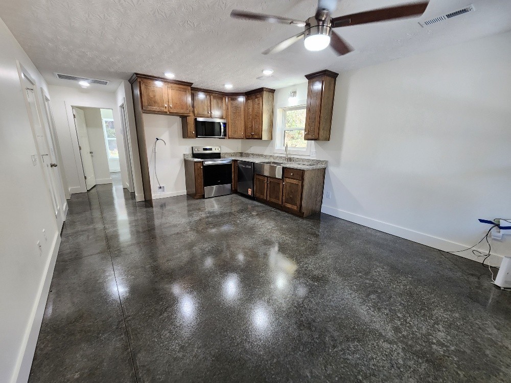 221 Pine Lick Estates Dr