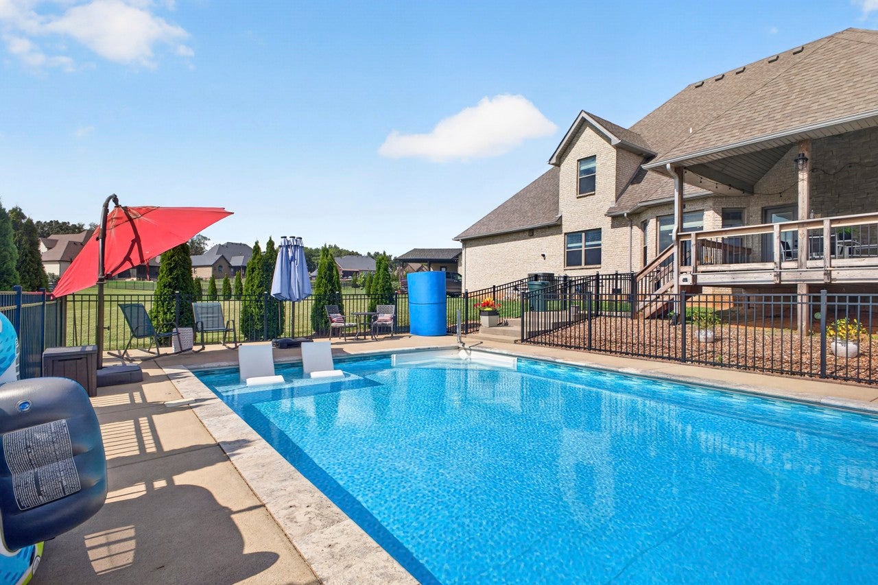 482 Archie Ct