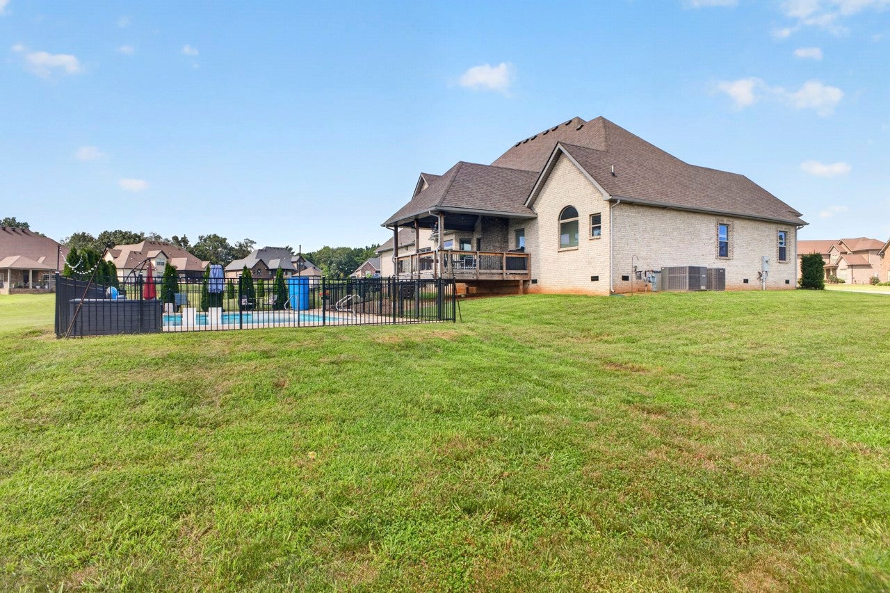 482 Archie Ct