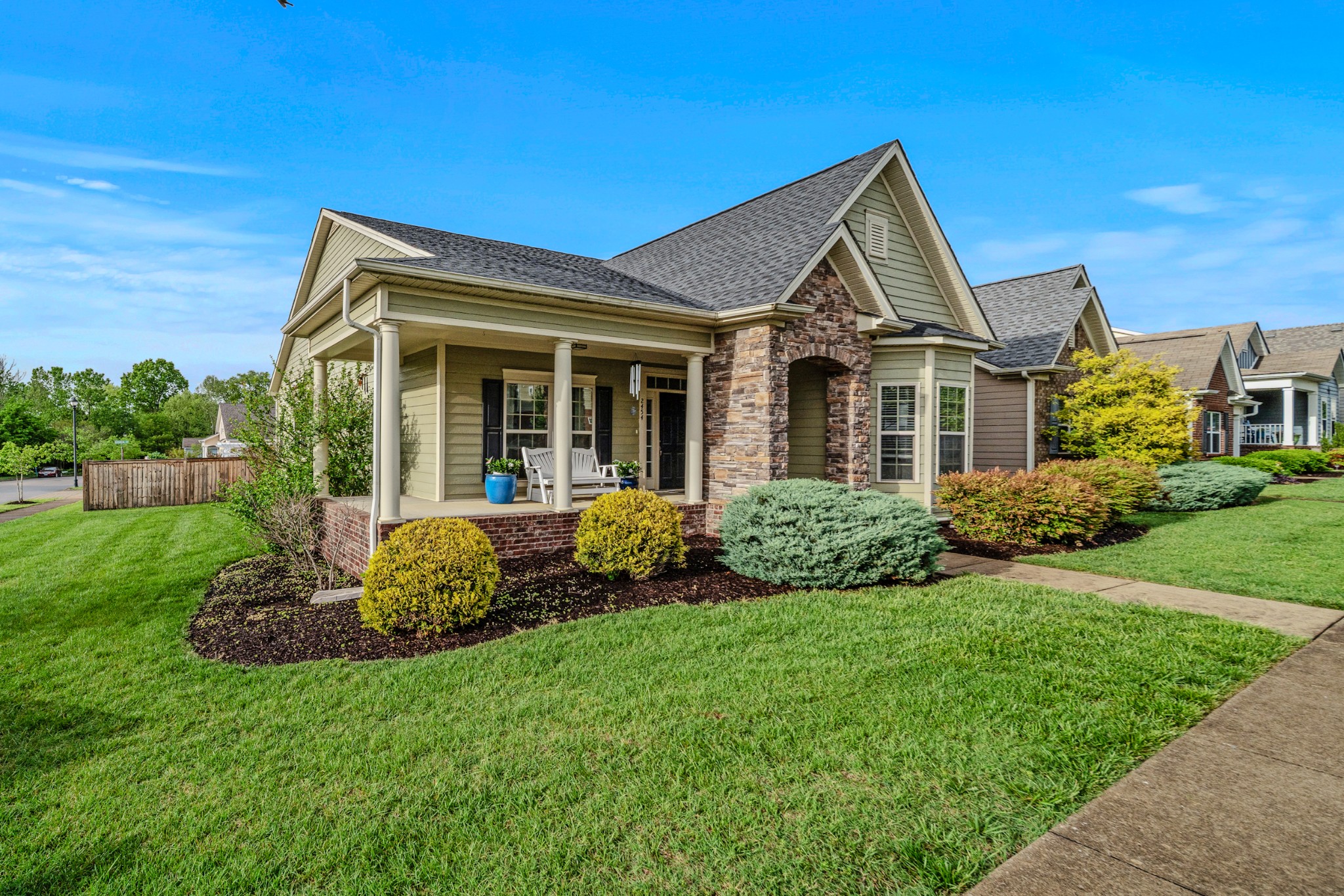 2454 Arden Village Dr