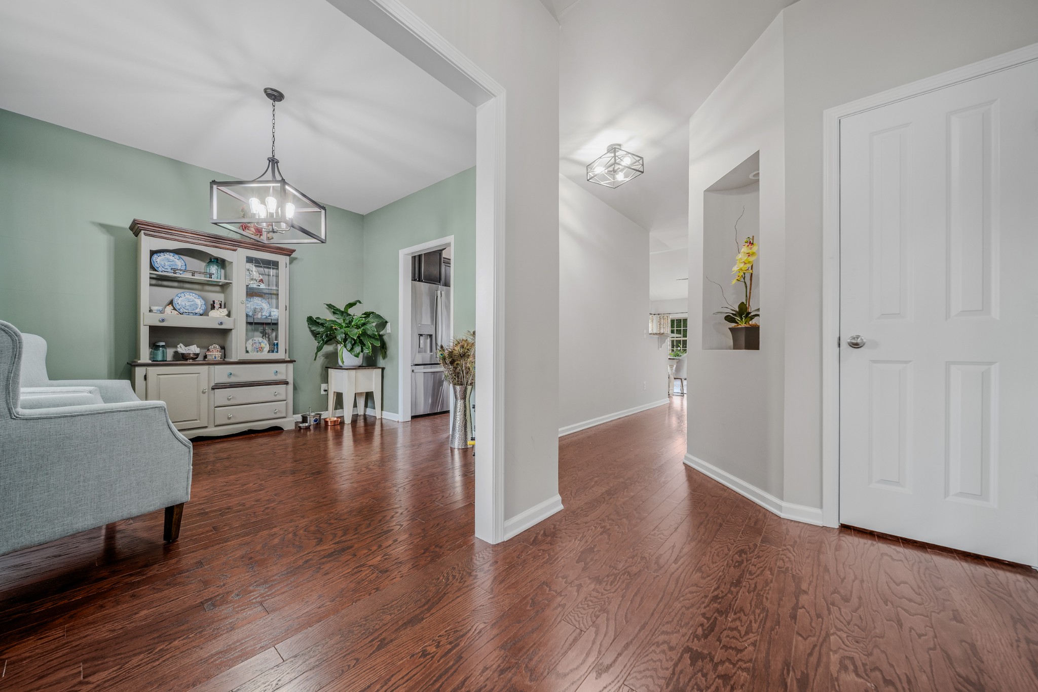2454 Arden Village Dr