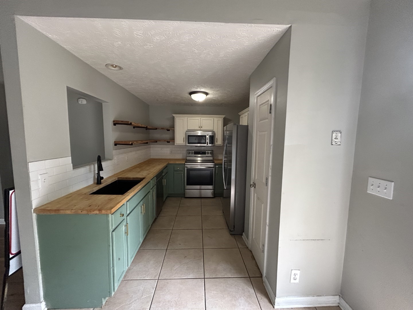 3421 Foxrun Ln