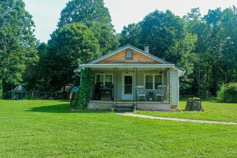 Photo of 42 Dripping Springs Ct, Monterey, TN 38574 (MLS # 3514255)